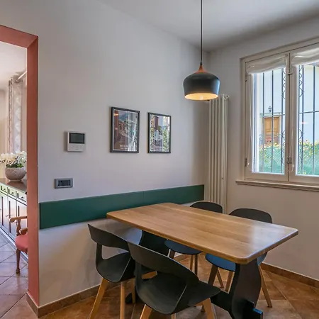 Apartment Guesthost - Comfortable Grandola ed Uniti